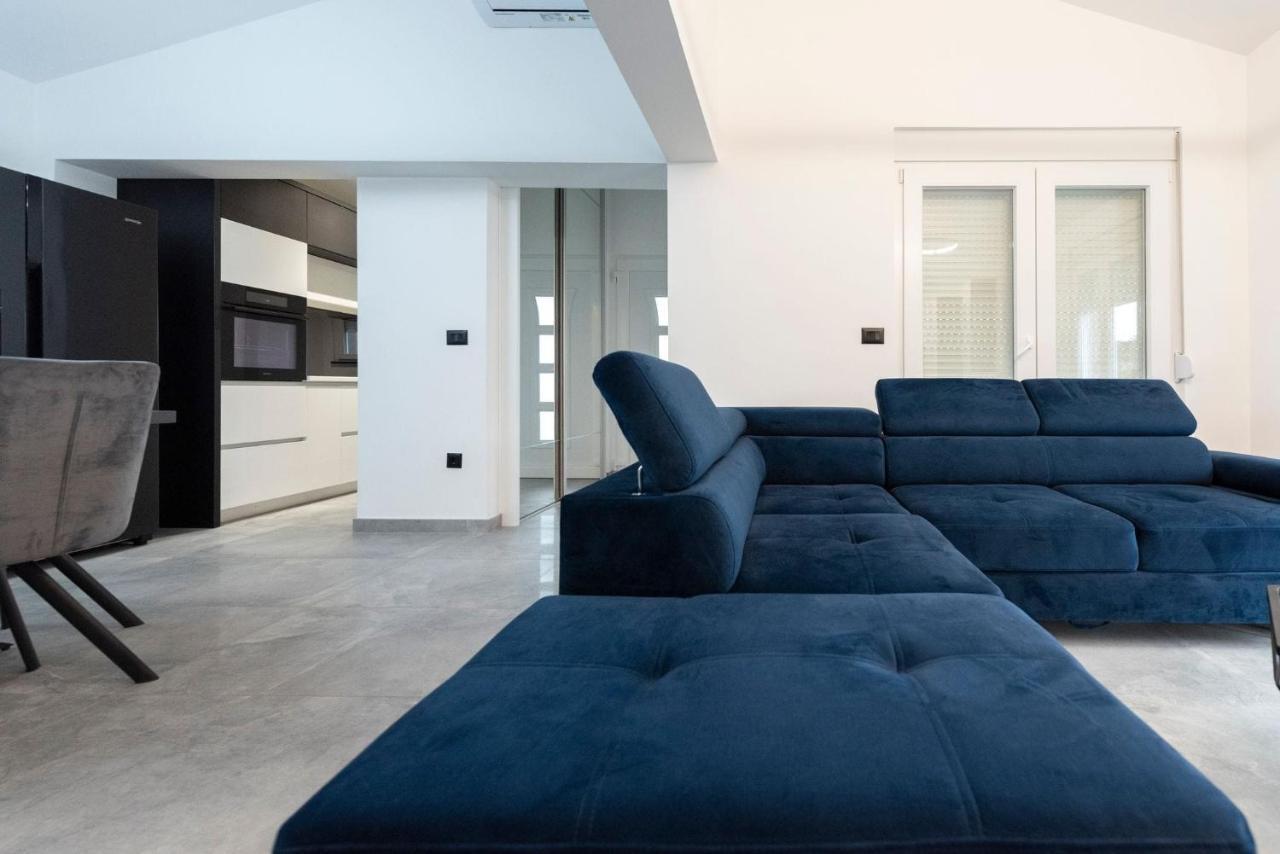 Apartment 4Reasons Ražanac Екстериор снимка