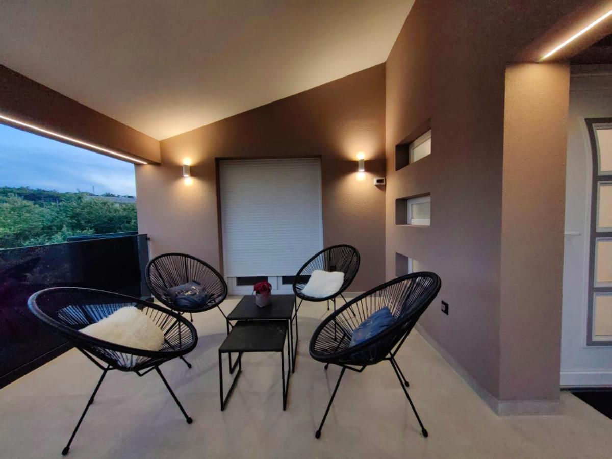 Apartment 4Reasons Ražanac Екстериор снимка